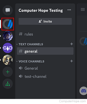 Selecting a server on Discord mobile.