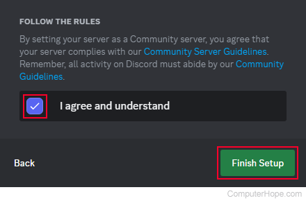 Menyelesaikan pengaturan server komunitas Discord.