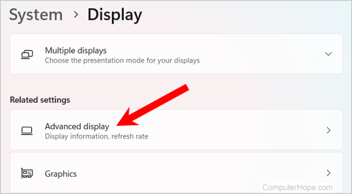 Advanced display option in Windows 11 display settings.